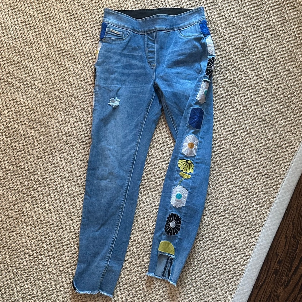 Floral Embroidered Blue Jeans